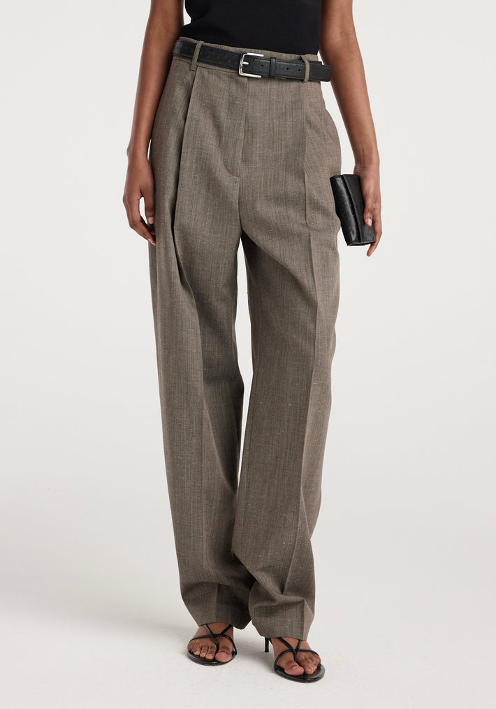 Daria - Single pleat tapered trousers | earth slub