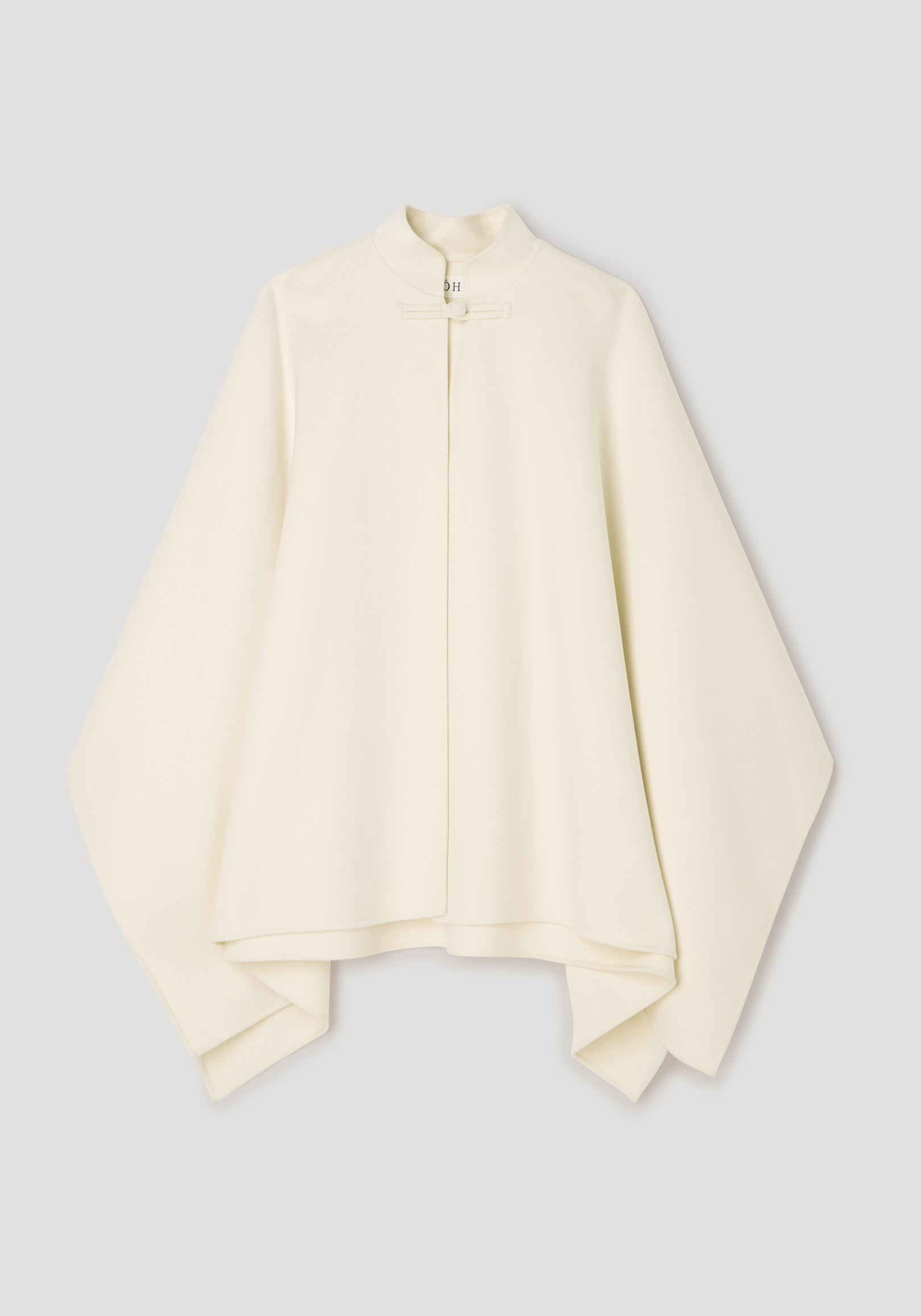 Double-faced pankou poncho | off white displayed on a plain background, featuring a high collar and traditional pankou knot closure with wide flowing sleeves.