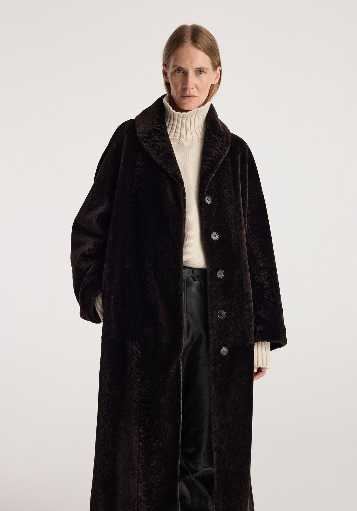 Shearling Shawl-Collar Coat | dark chocolate