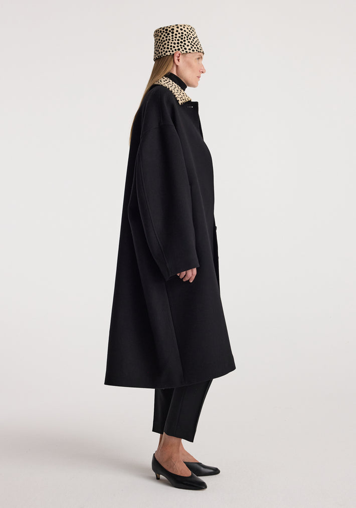 Cheetah collar wool coat | black