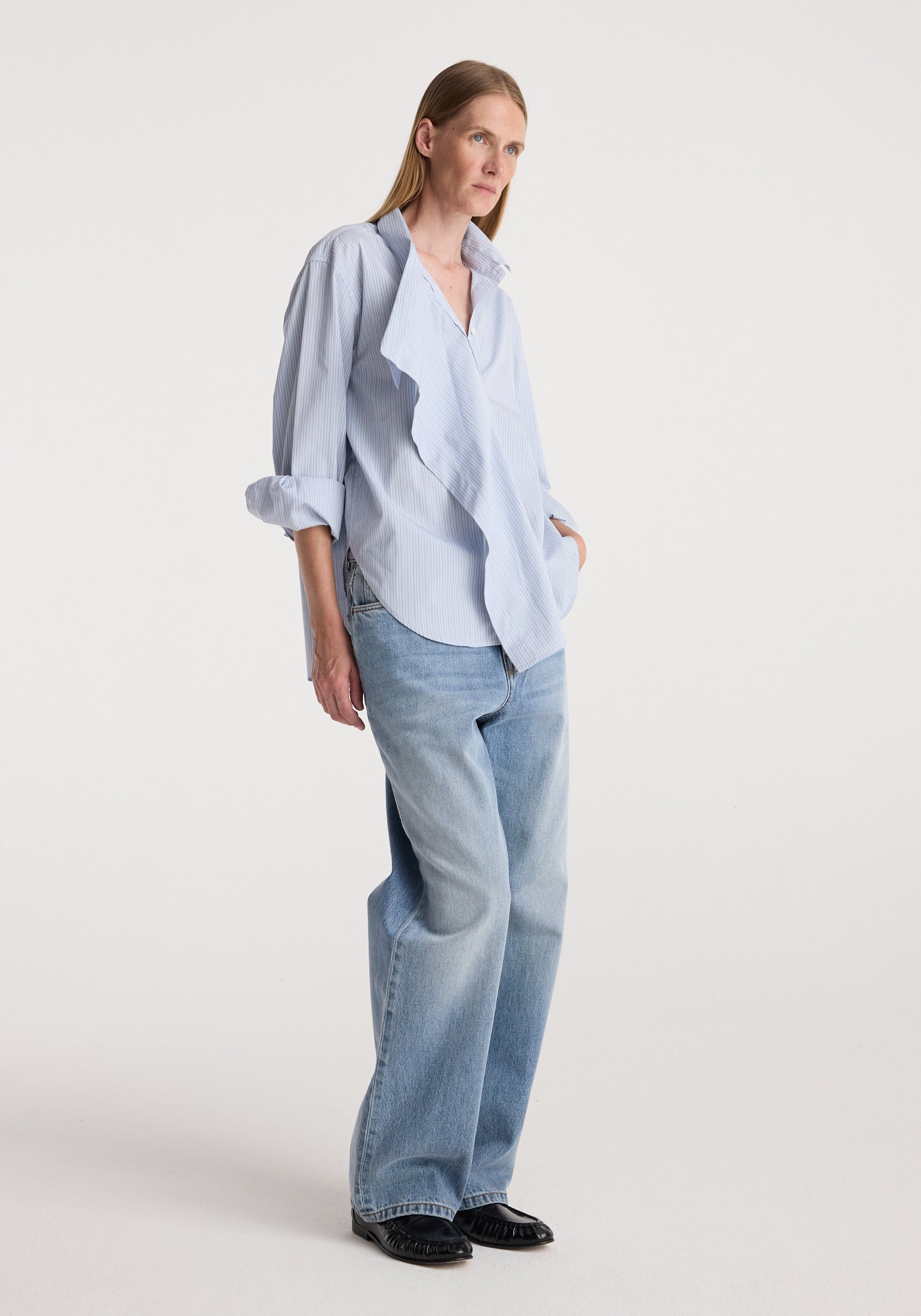Draped collar shirt | blue stripe