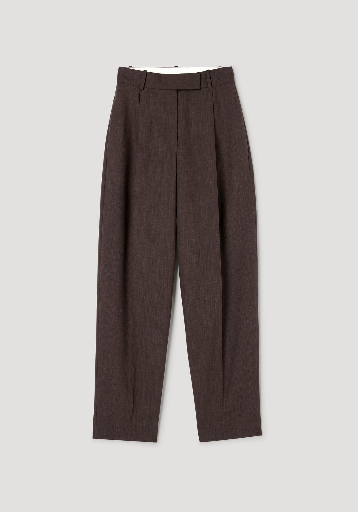 Daria - Single pleat straight leg trousers | dark brown