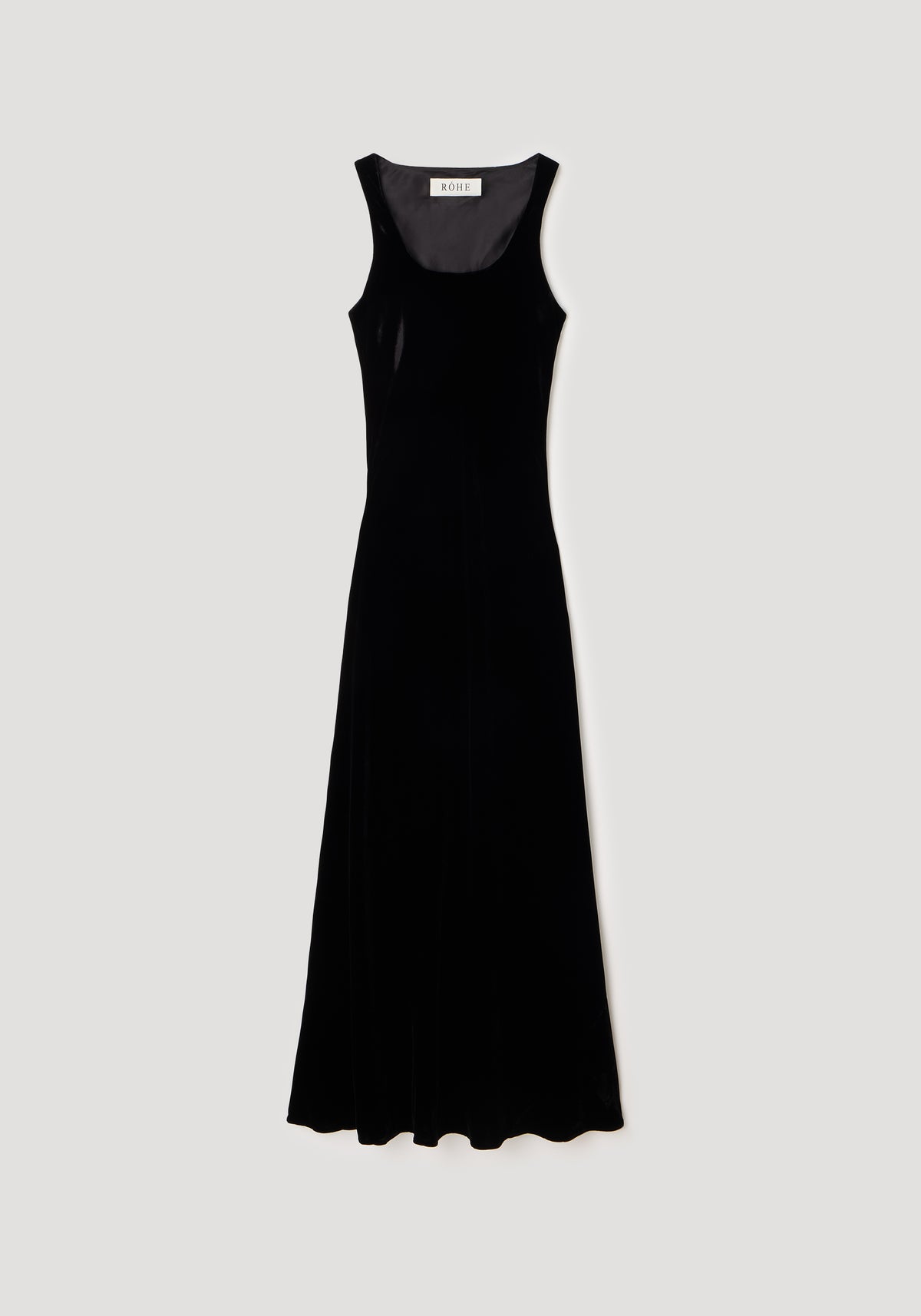 Scoop-neck velvet dress | black displayed flat against a light background, featuring a sleeveless design and smooth flowing silhouette.