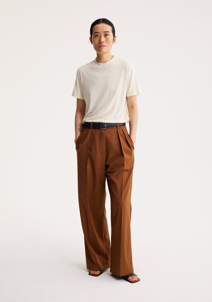 Pleated tailored trousers | rust