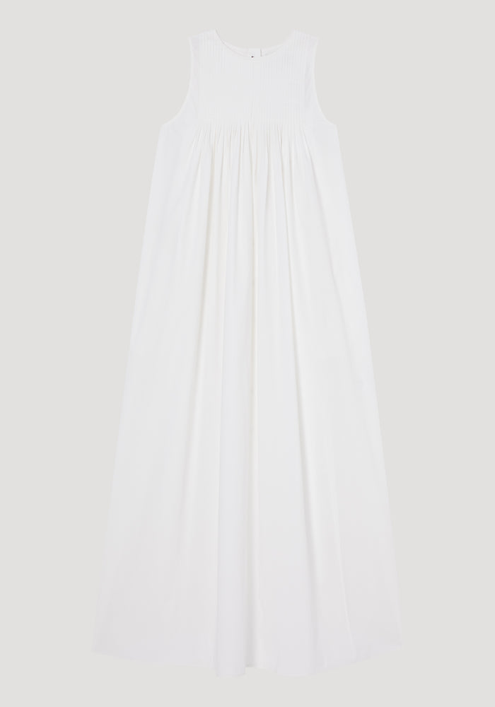 Sleeveless pleated a-line dress | white