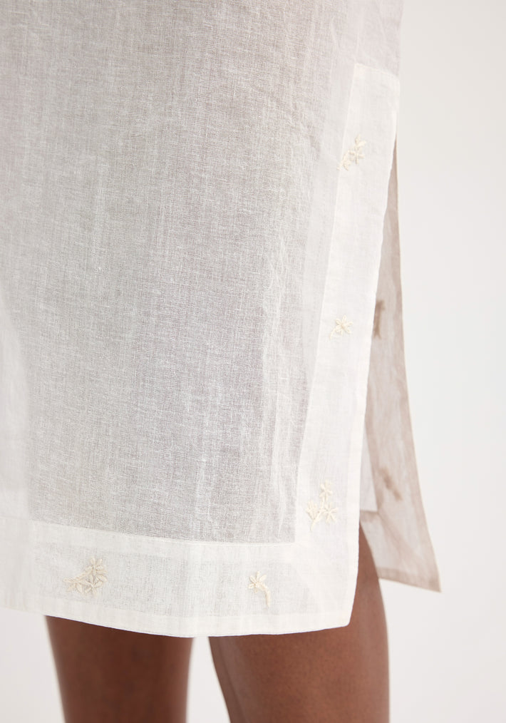Embroidered organza skirt | off white
