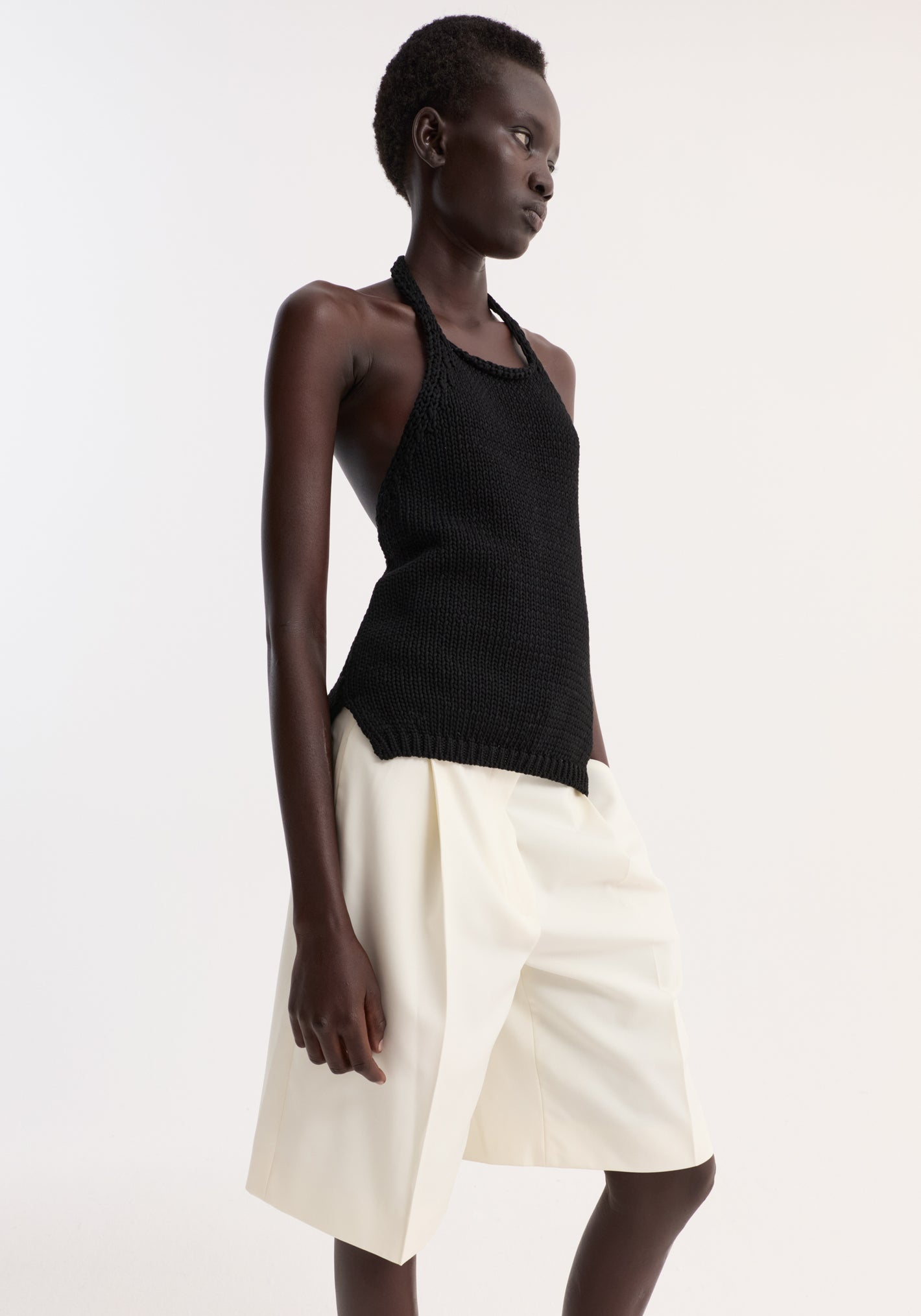 Chunky knit halter top | black