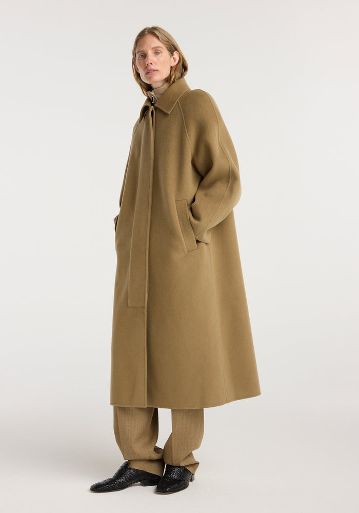 Double-faced wool padded coat | camel
