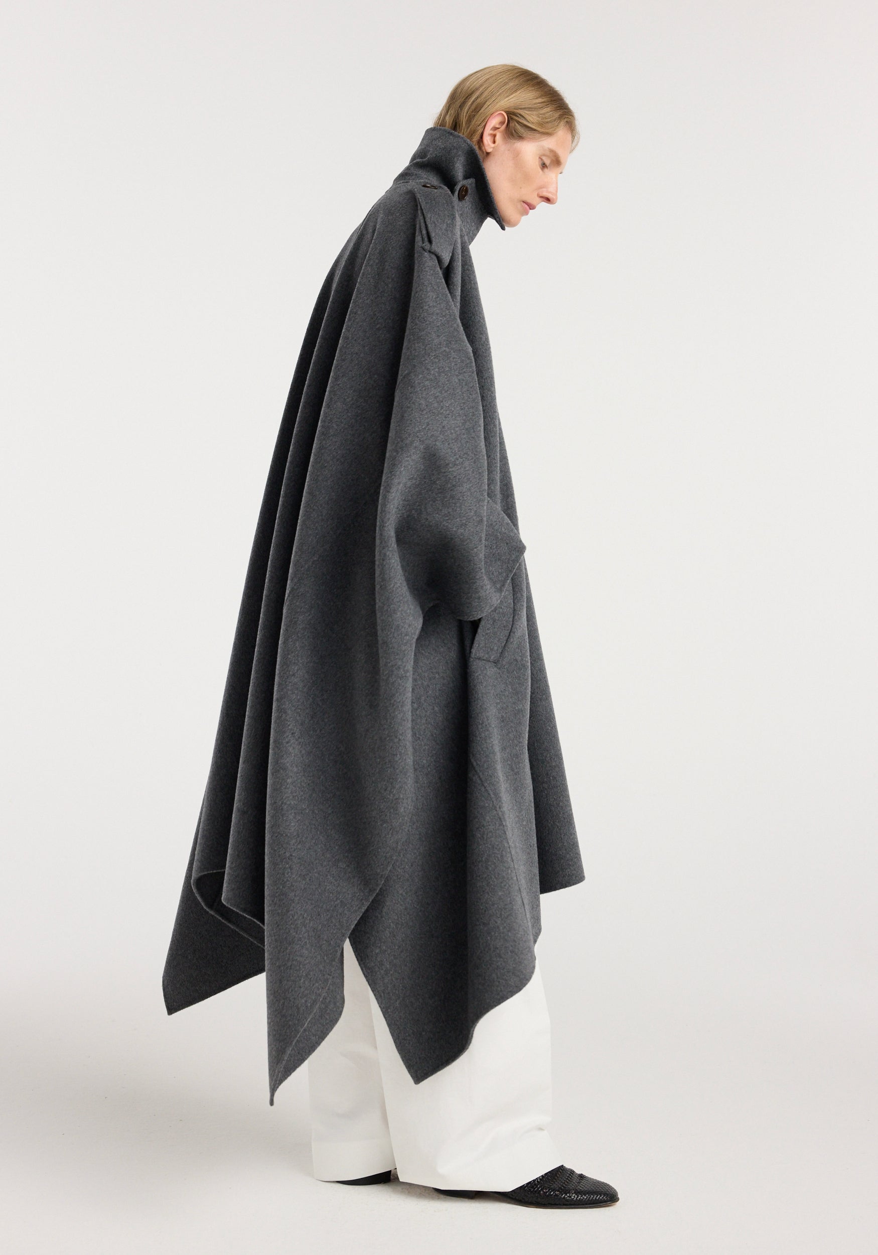 Double-faced cape trenchcoat– Róhe