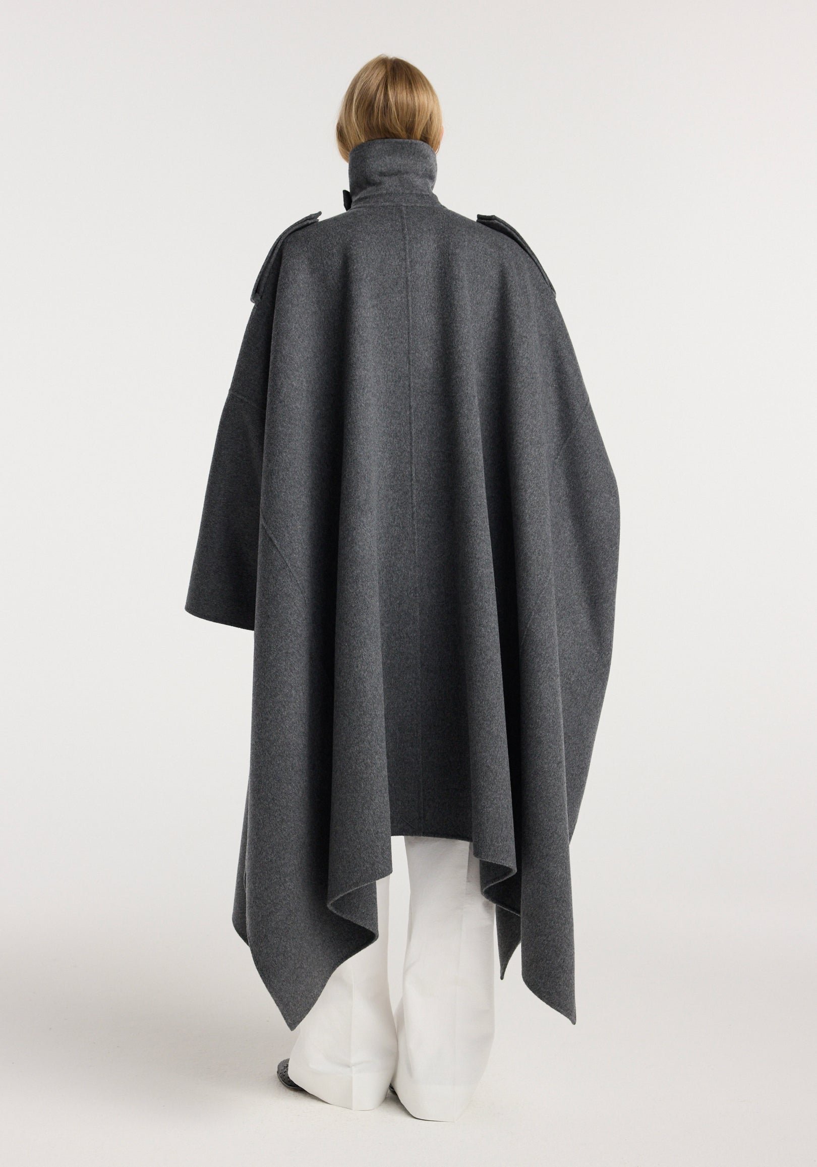 Double-faced cape trenchcoat | dark grey melange