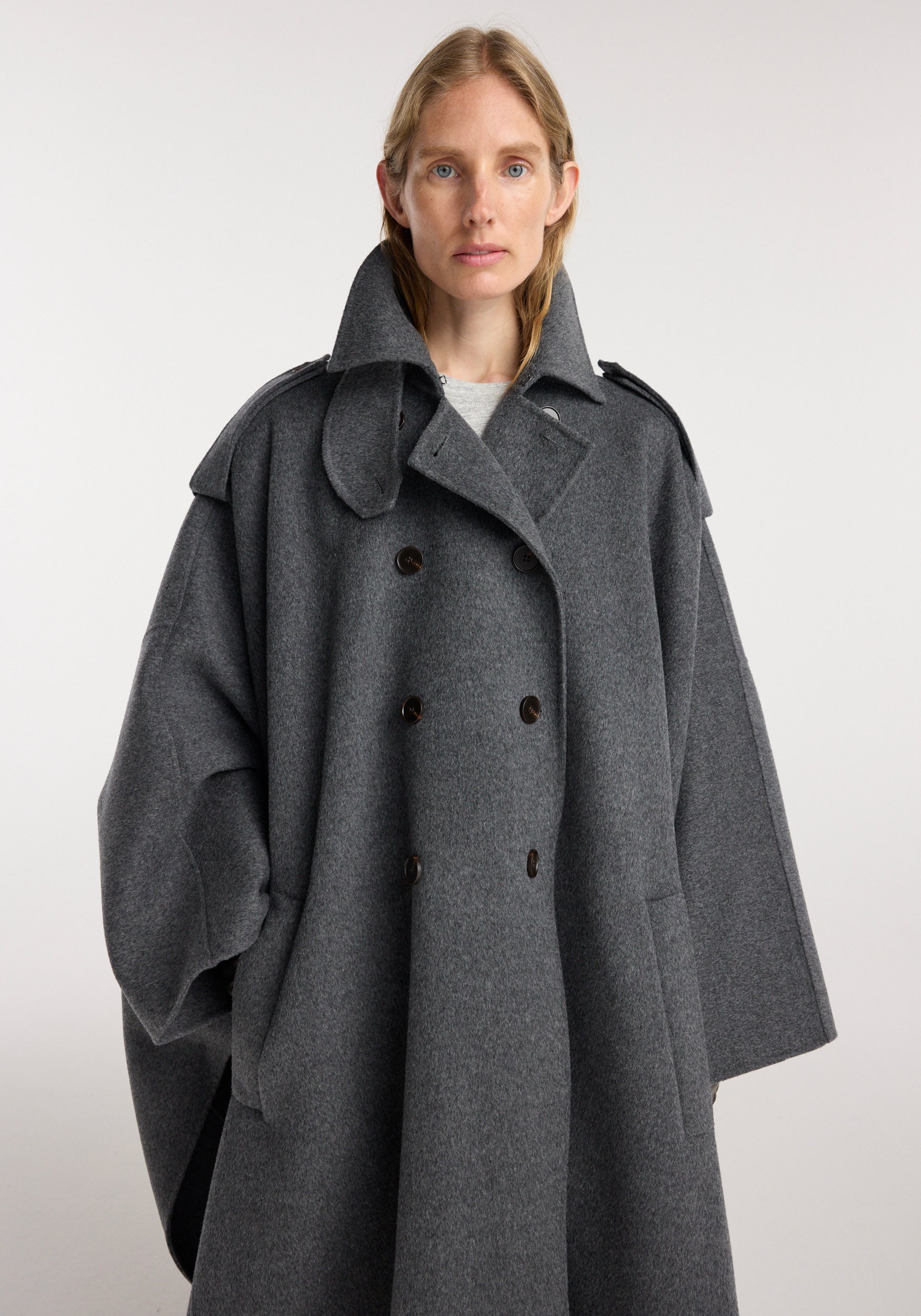 Double-faced cape trenchcoat | dark grey melange