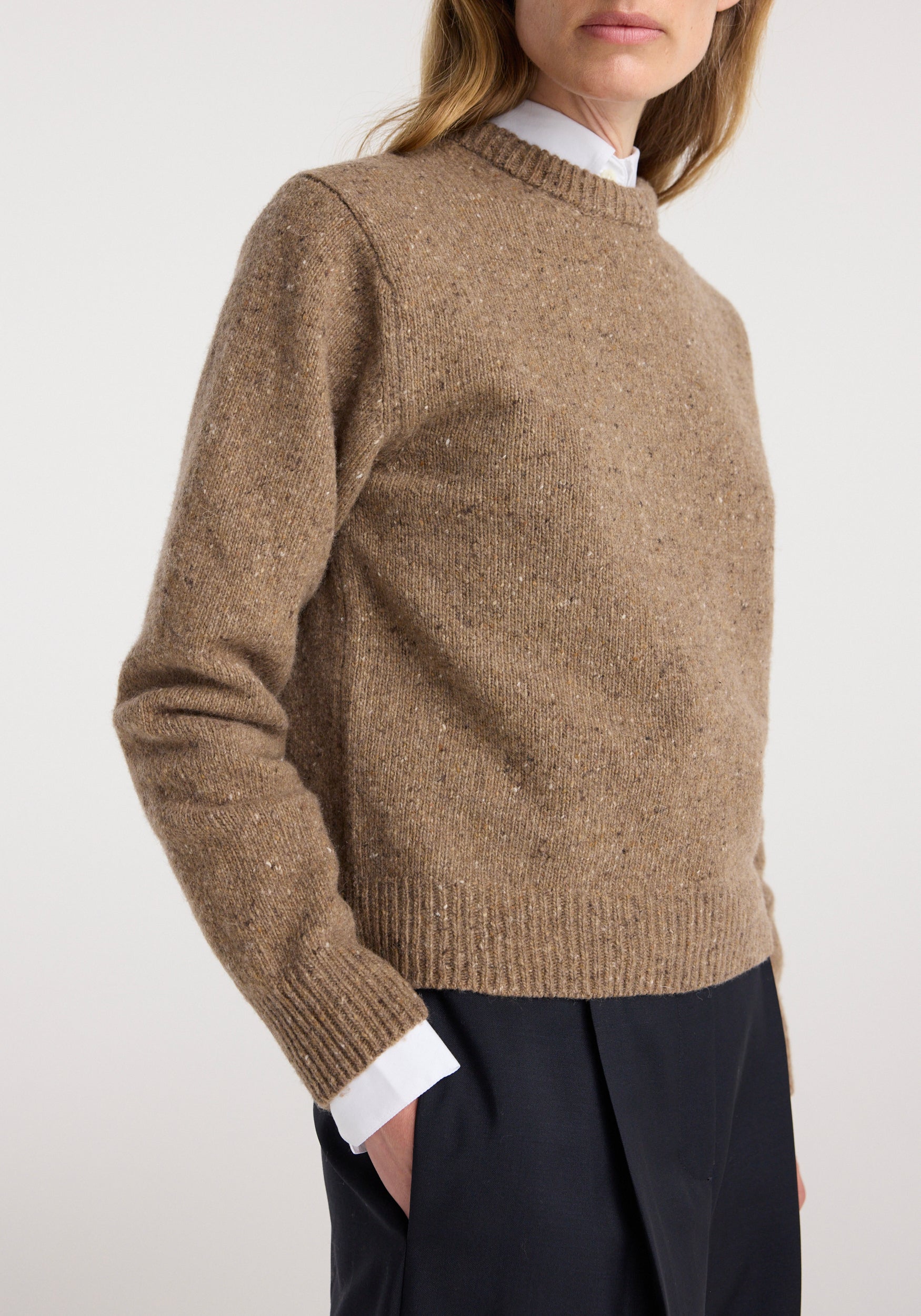 Fitted mouliné crewneck | mouliné taupe melange