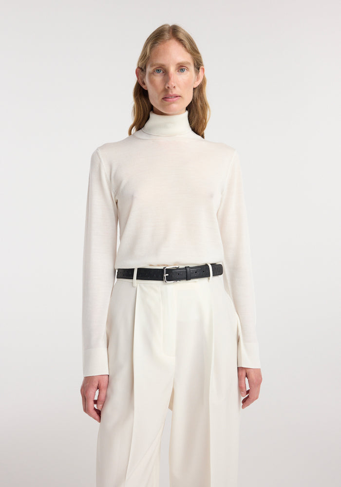 Fine-knit wool cashmere turtleneck | off white