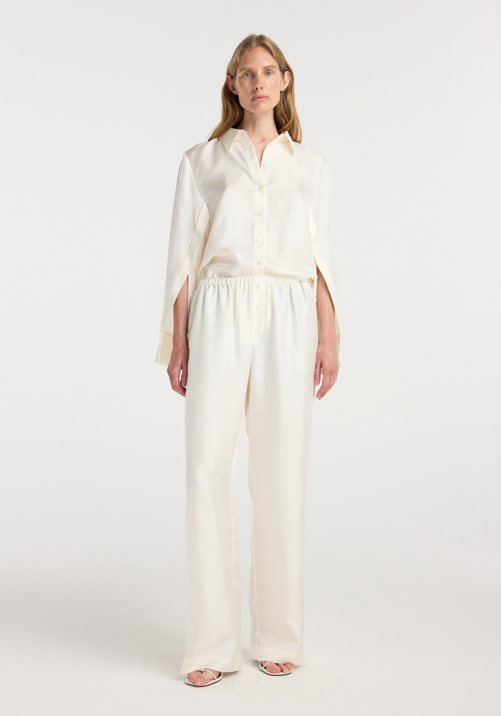 Silk relaxed trousers | cream