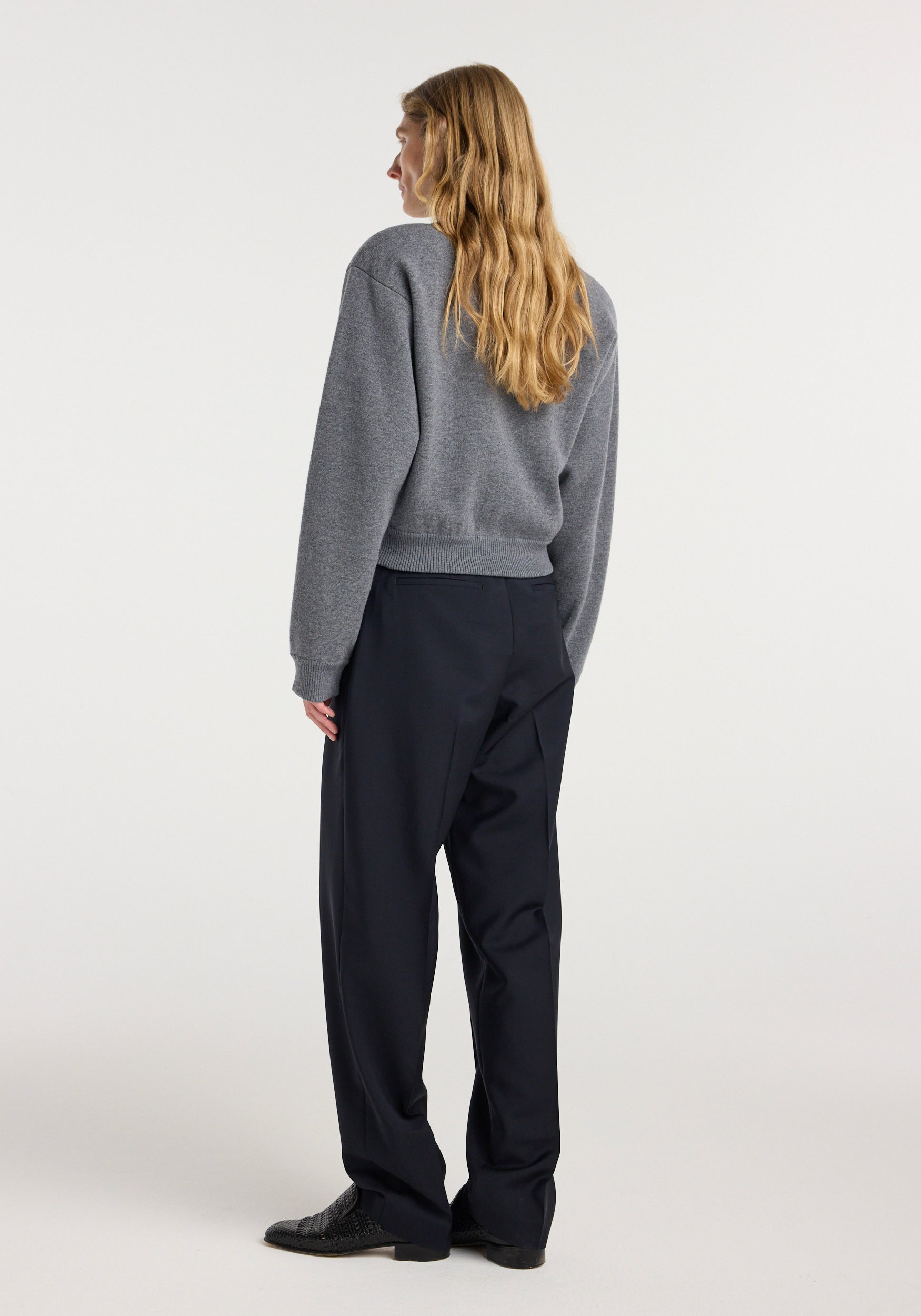 Daria - Single pleat tapered trousers | navy