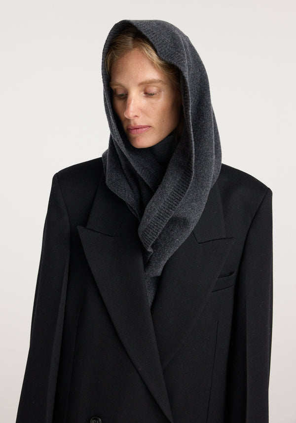 Large knitted triangle scarf | anthracite melange