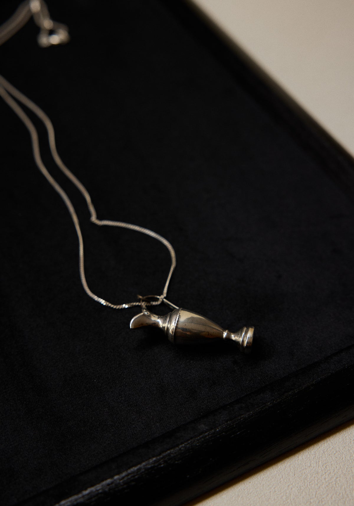 Dutch Silver Miniatures, Jug necklace | silver